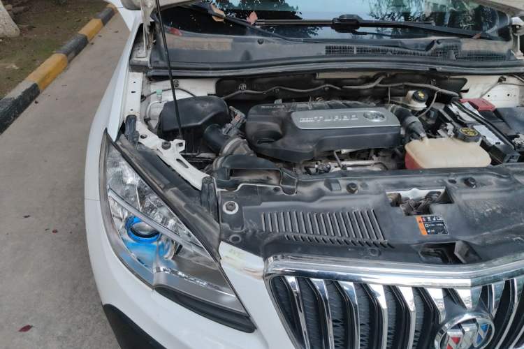 Used Buick Encore 2015 1.4T Manual Two-Wheel Drive Urban Advanced Model Engine Bay Right