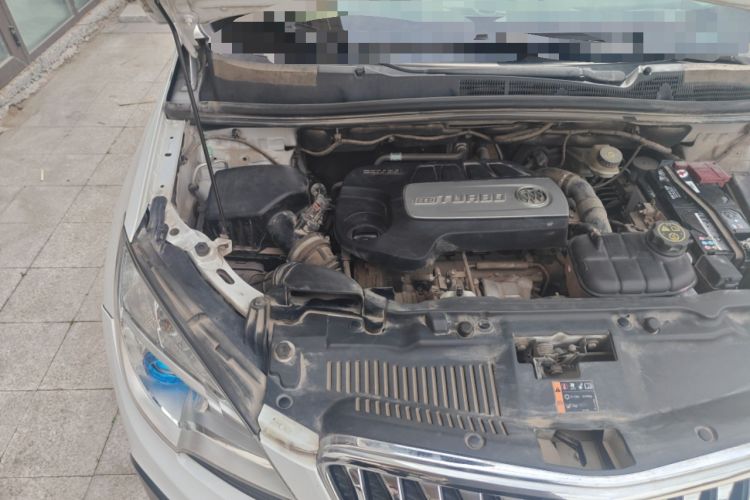 Used Buick Encore 2015 1.4T Automatic Two-Wheel Drive Urban Leading Model Engine Bay Right