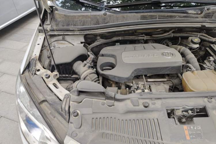 Used Buick Encore 2015 1.4T Manual Two-Wheel Drive Urban Advanced Model Engine Bay Right