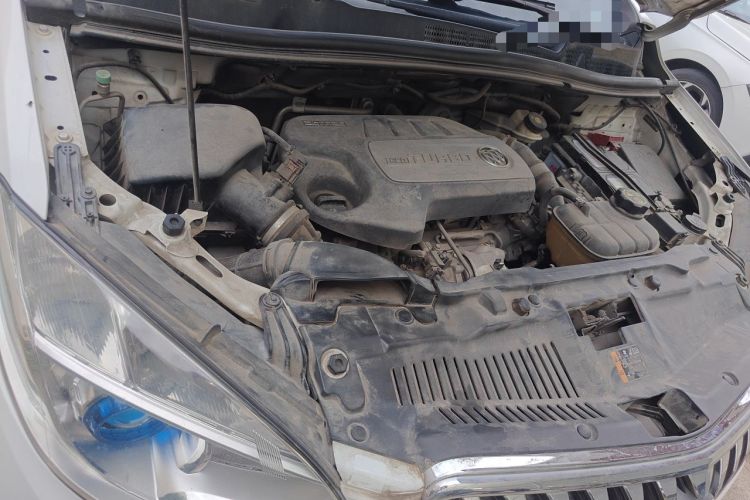 Used Buick Encore 2015 1.4T Automatic Two-Wheel Drive Urban Leading Model Engine Bay Right
