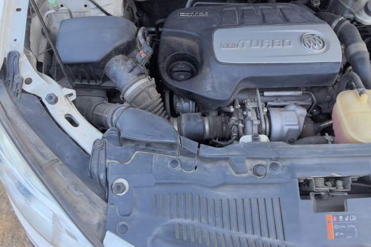 Used Buick Encore 2015 1.4T Manual Two-Wheel Drive Urban Advanced Model Engine Bay Right