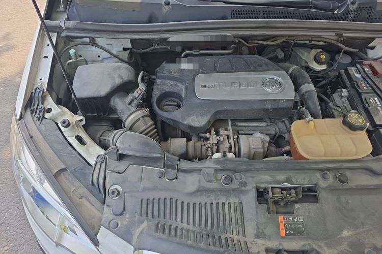 Used Buick Encore 2015 1.4T Automatic Two-Wheel Drive Urban Leading Model Engine Bay Right