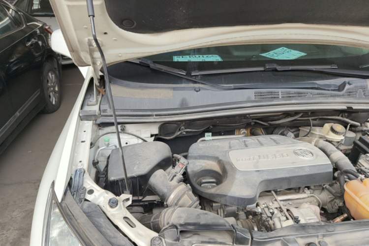 Used Buick Encore 2015 1.4T Automatic Two-Wheel Drive Urban Leading Model Engine Bay Right