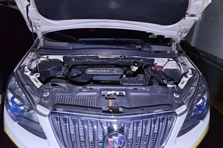 Used Buick Encore 2015 1.4T Automatic Two-Wheel Drive Urban Elite Version Engine Bay