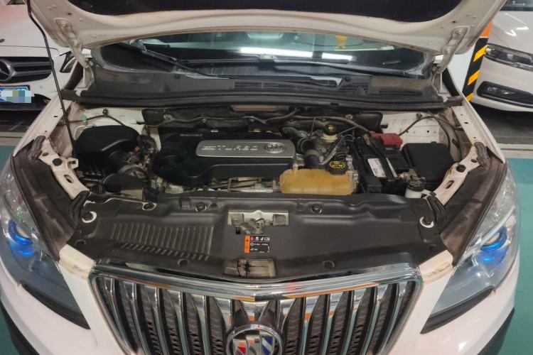 Used Buick Encore 2015 1.4T Automatic Two-Wheel Drive Urban Elite Version Engine Bay