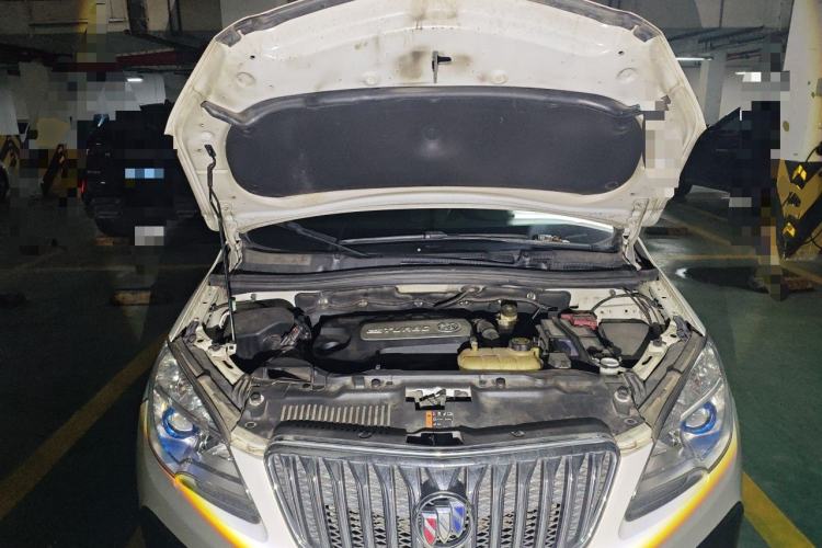 Used Buick Encore 2015 1.4T Automatic Two-Wheel Drive Urban Elite Version Engine Bay