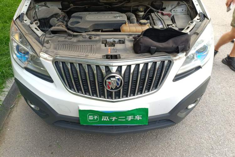Used Buick Encore 2015 1.4T Automatic Two-Wheel Drive Urban Elite Version Engine Bay