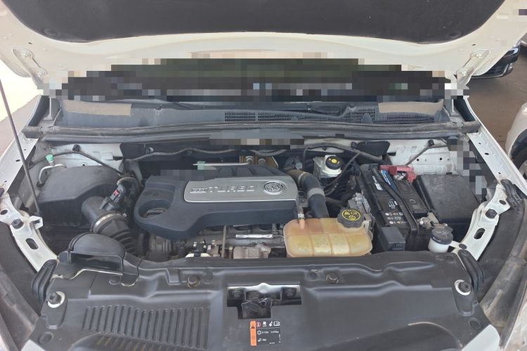 Used Buick Encore 2015 1.4T Automatic Two-Wheel Drive Urban Elite Version Engine Bay