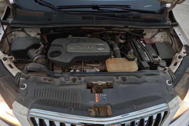 Used Buick Encore 2015 1.4T Automatic Two-Wheel Drive Urban Elite Version Engine Bay