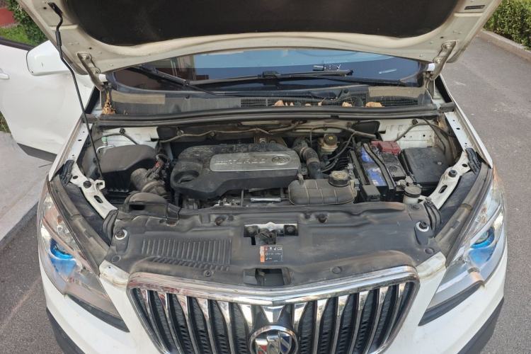 Used Buick Encore 2015 1.4T Automatic Two-Wheel Drive Urban Elite Version Engine Bay