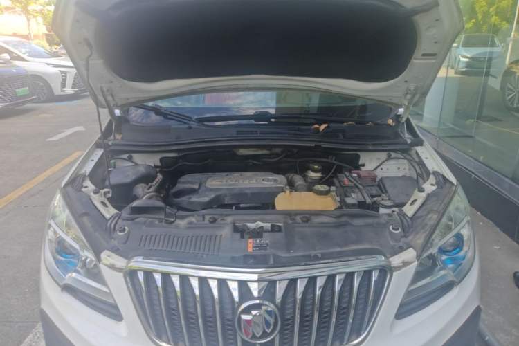 Used Buick Encore 2015 1.4T Automatic Two-Wheel Drive Urban Elite Version Engine Bay