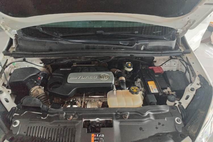Used Buick Encore 2015 1.4T Manual Two-Wheel Drive Urban Advanced Model Engine Bay