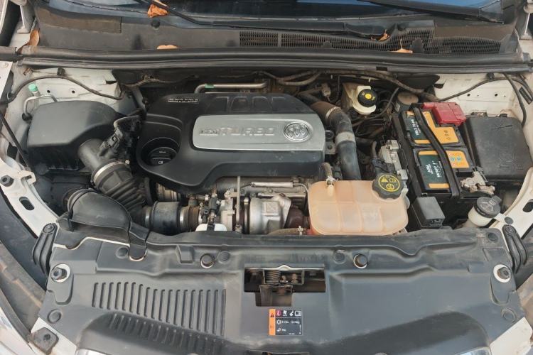 Used Buick Encore 2015 1.4T Manual Two-Wheel Drive Urban Advanced Model Engine Bay