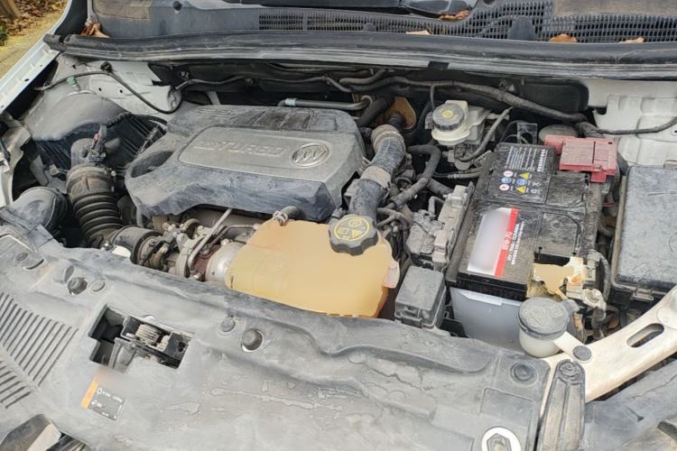 Used Buick Encore 2015 1.4T Automatic Two-Wheel Drive Urban Leading Model Engine Bay