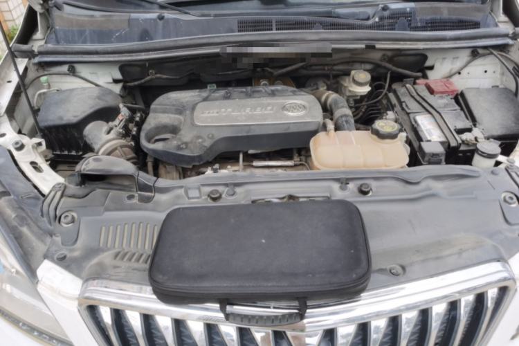 Used Buick Encore 2015 1.4T Automatic Two-Wheel Drive Urban Elite Version Engine Bay