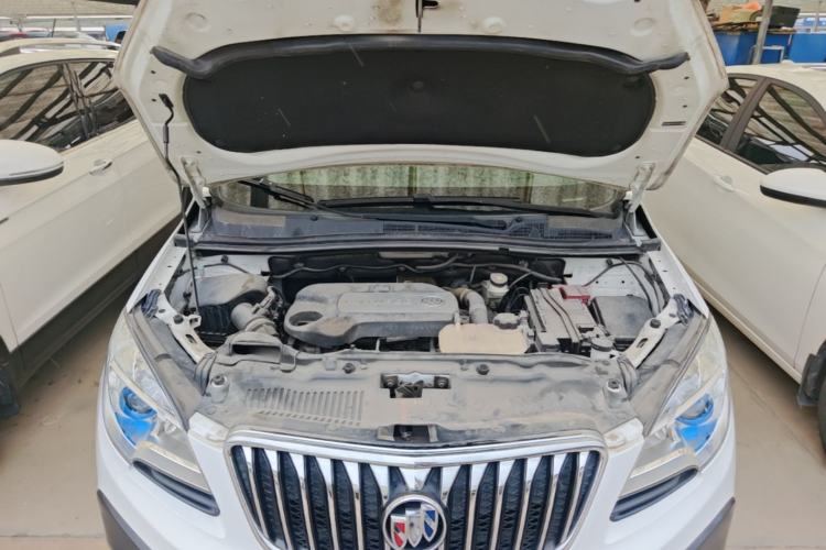 Used Buick Encore 2015 1.4T Automatic Two-Wheel Drive Urban Elite Version Engine Bay