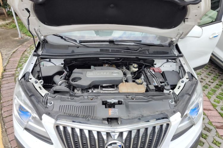 Used Buick Encore 2015 1.4T Automatic Two-Wheel Drive Urban Elite Version Engine Bay