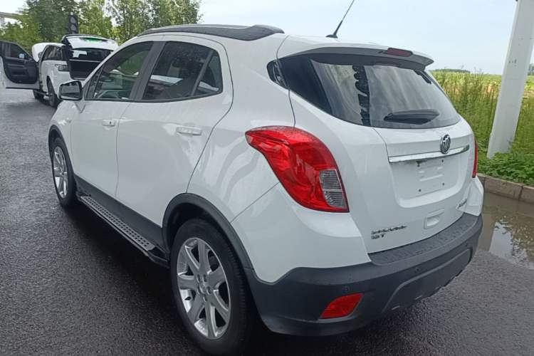 Used Buick Encore 2015 1.4T Automatic Two-Wheel Drive Urban Elite Version Exterior 2