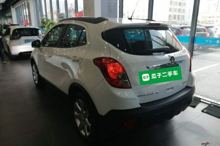 Used Buick Encore 2015 1.4T Automatic Two-Wheel Drive Urban Elite Version Exterior 2