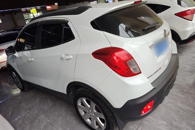 Used Buick Encore 2015 1.4T Automatic Two-Wheel Drive Urban Elite Version Exterior 2