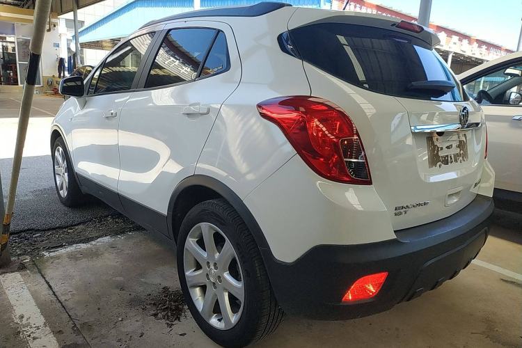 Used Buick Encore 2015 1.4T Automatic Two-Wheel Drive Urban Elite Version Exterior 3