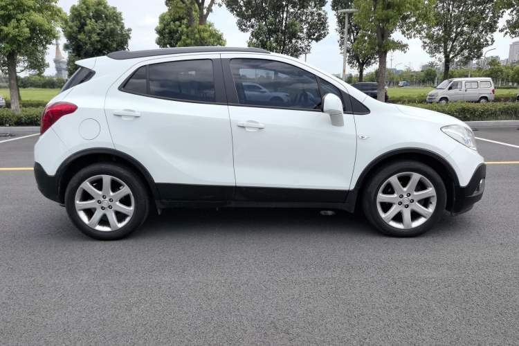 Used Buick Encore 2015 1.4T Automatic Two-Wheel Drive Urban Elite Version Exterior 3