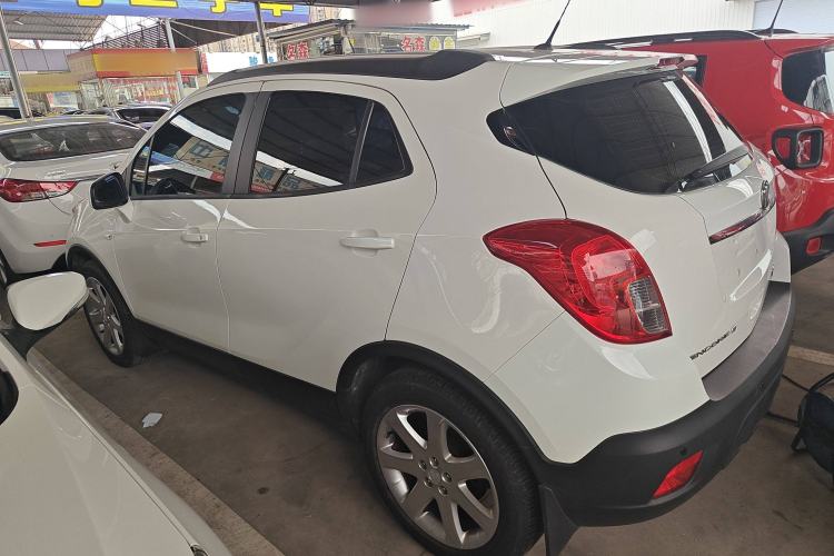 Used Buick Encore 2015 1.4T Automatic Two-Wheel Drive Urban Elite Version Exterior 3