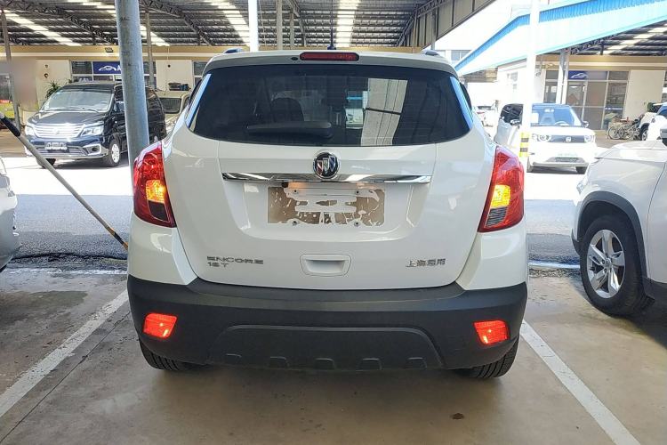 Used Buick Encore 2015 1.4T Automatic Two-Wheel Drive Urban Elite Version Exterior 4
