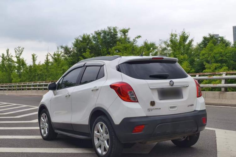 Used Buick Encore 2015 1.4T Automatic Two-Wheel Drive Urban Elite Version Exterior 4