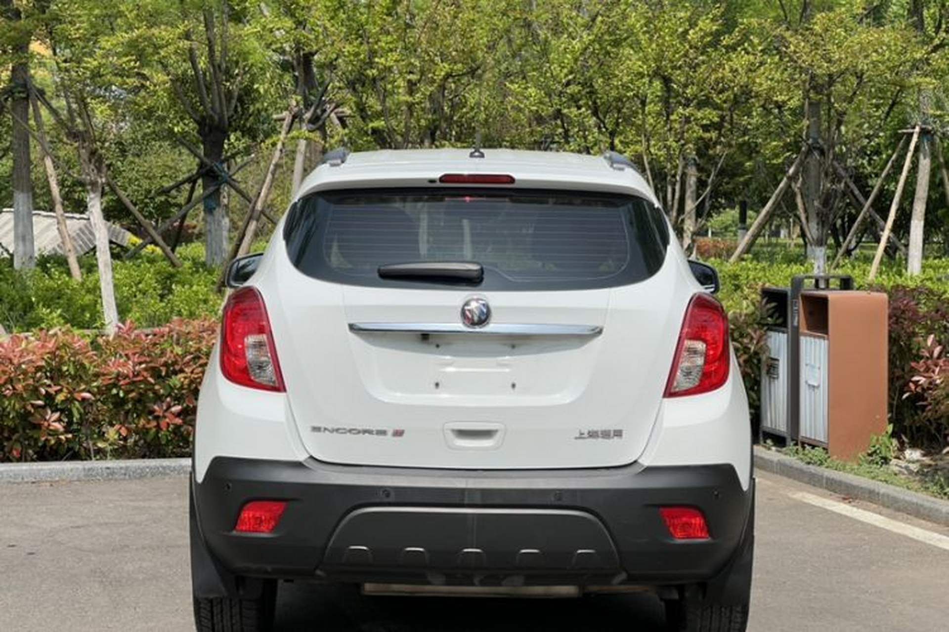 Used Buick Encore 2015 1.4T Automatic Two-Wheel Drive Urban Elite Version Exterior 5