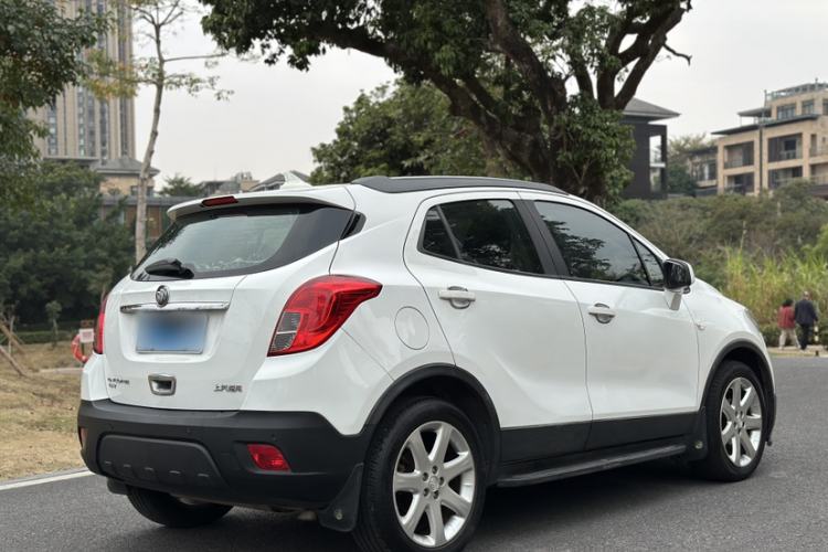 Used Buick Encore 2015 1.4T Automatic Two-Wheel Drive Urban Elite Version Exterior 5