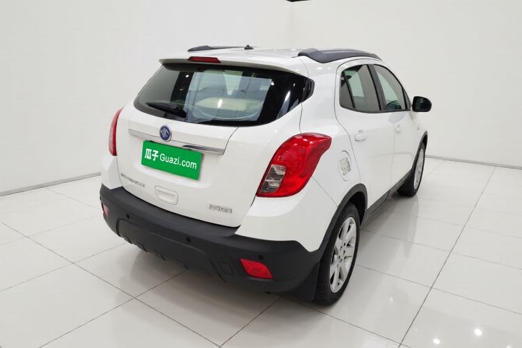Used Buick Encore 2015 1.4T Automatic Two-Wheel Drive Urban Elite Version Exterior 5