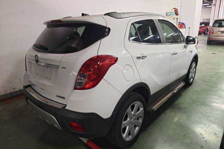 Used Buick Encore 2015 1.4T Automatic All-Wheel-Drive Flagship Model Exterior 5