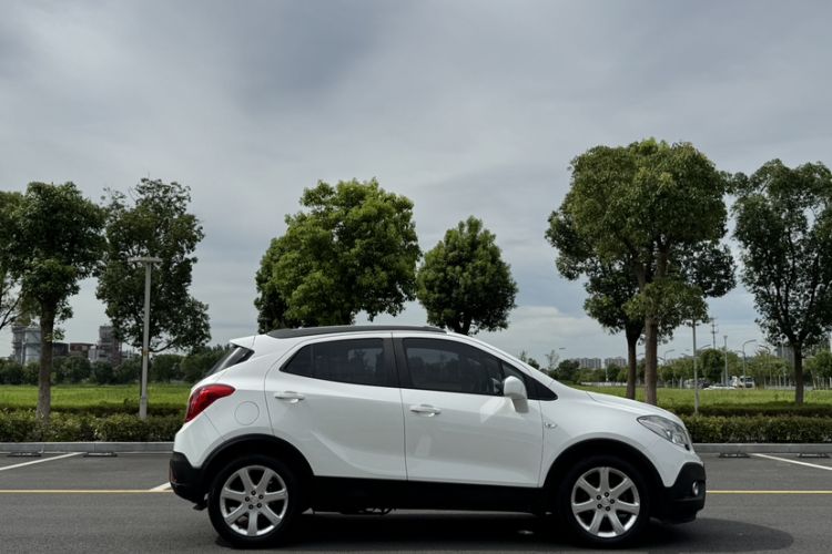 Used Buick Encore 2015 1.4T Automatic Two-Wheel Drive Urban Elite Version Exterior 7