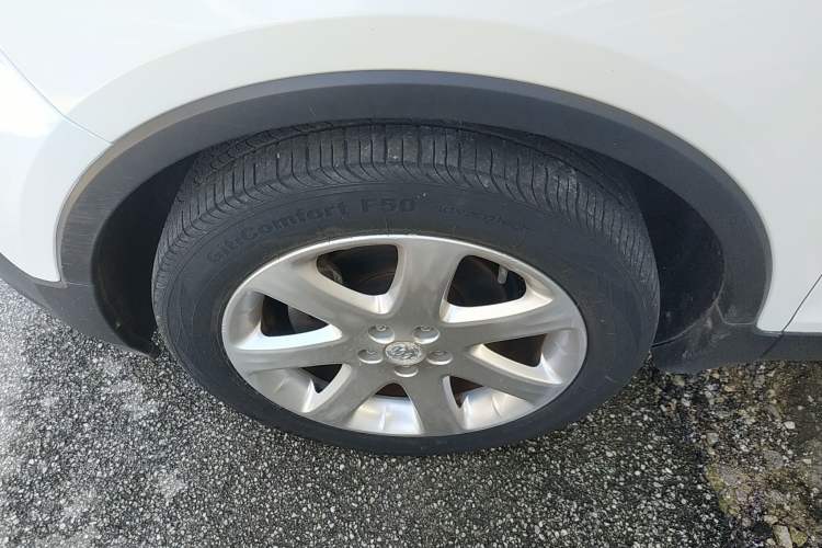 Used Buick Encore 2015 1.4T Automatic Two-Wheel Drive Urban Elite Version Exterior 7