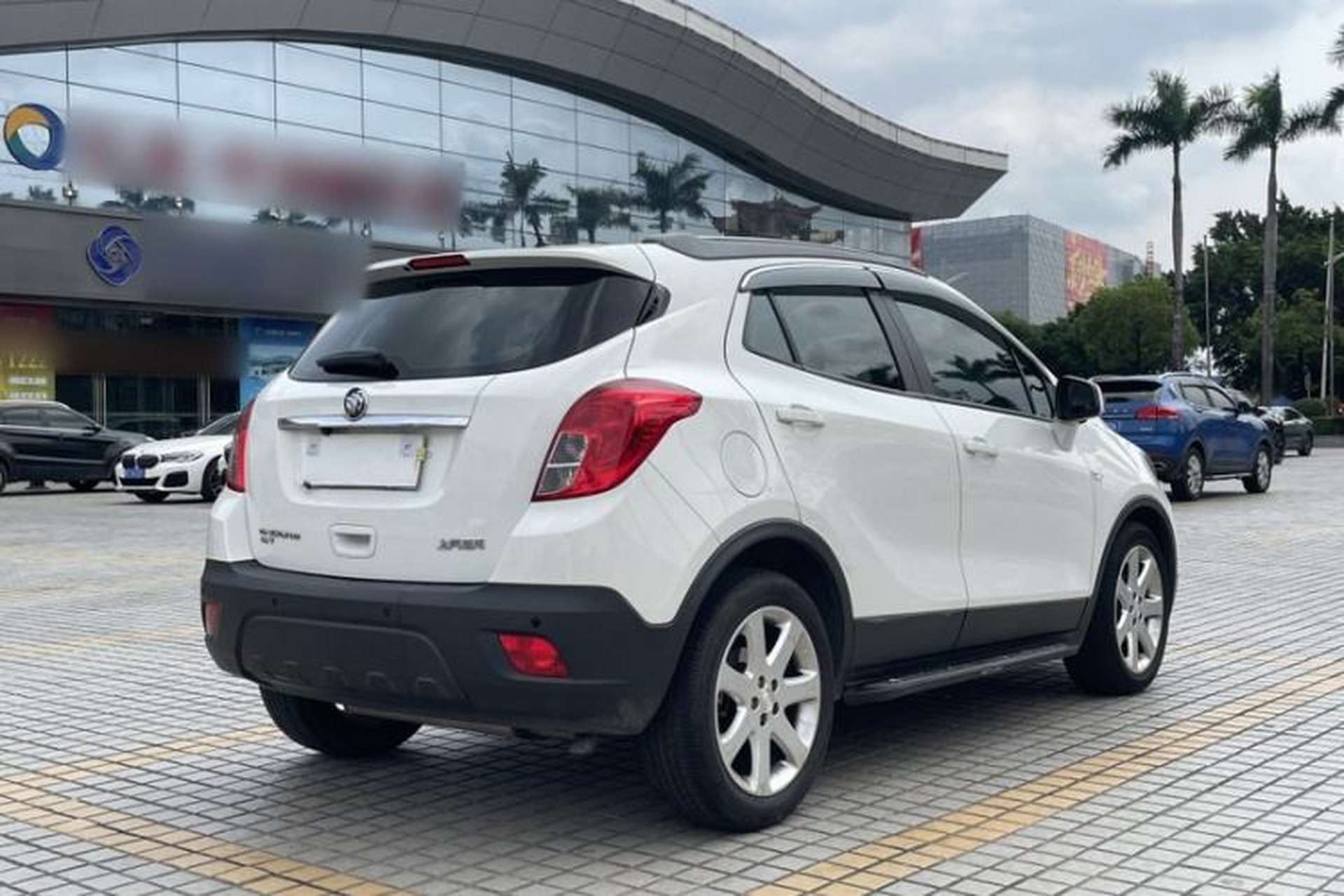Used Buick Encore 2015 1.4T Automatic Two-Wheel Drive Urban Elite Version Exterior 8