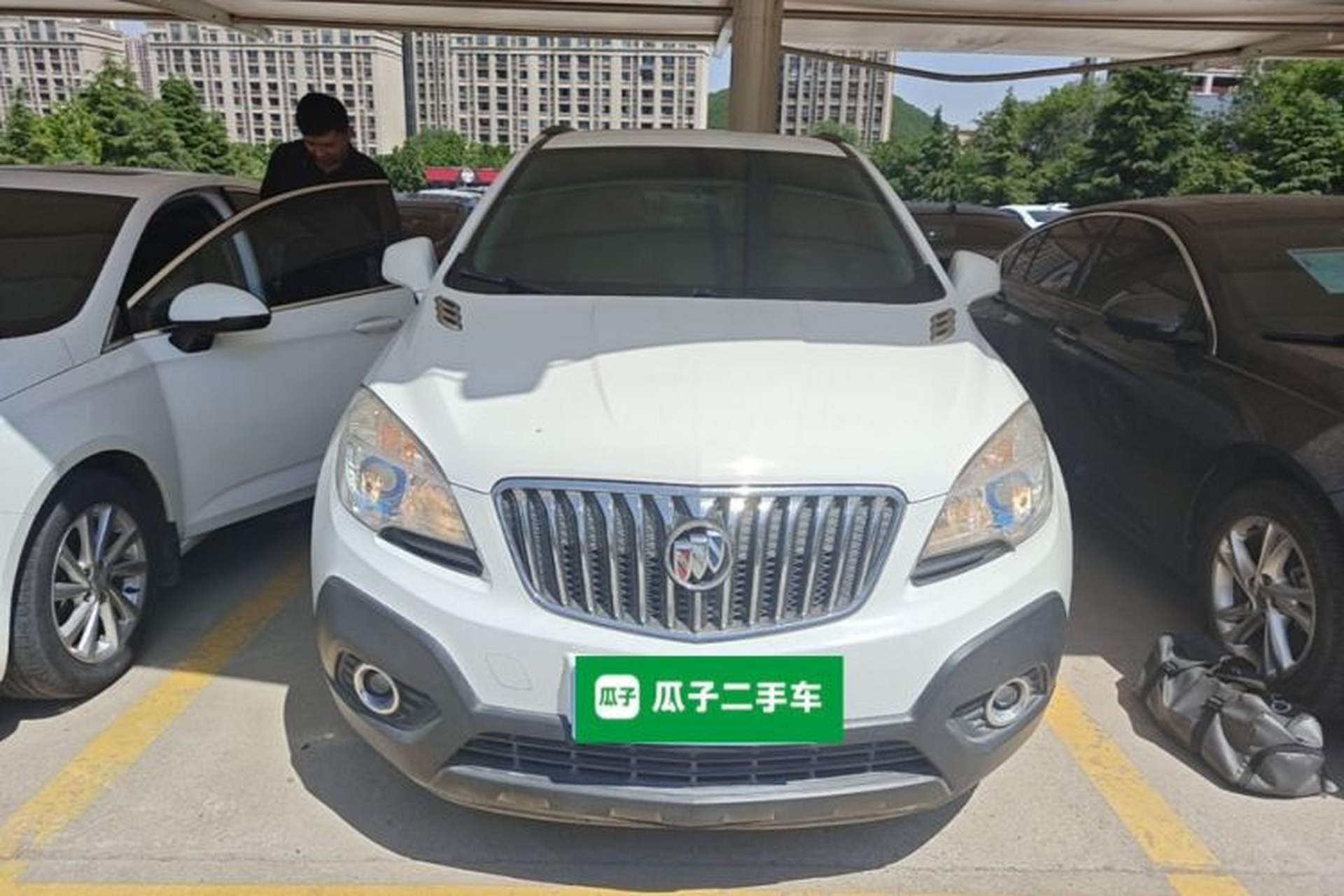 Used Buick Encore 2015 1.4T Automatic Two-Wheel Drive Urban Elite Version Front