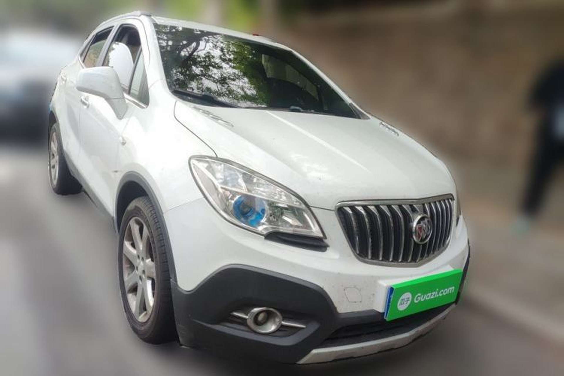 Used Buick Encore 2015 1.4T Automatic All-Wheel-Drive Flagship Model Front Right 45 Deg