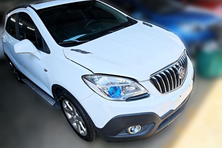 Used Buick Encore 2015 1.4T Automatic Two-Wheel Drive Urban Elite Version Front Right 45 Deg