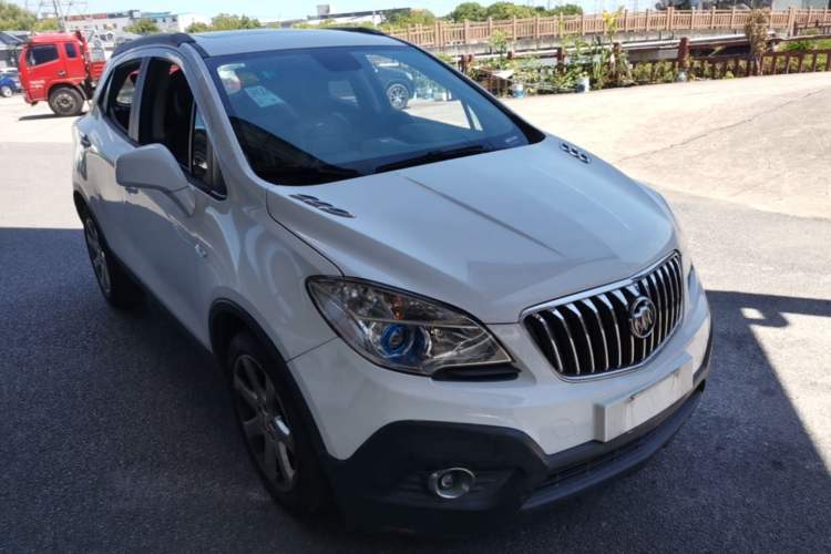Used Buick Encore 2015 1.4T Automatic Two-Wheel Drive Urban Elite Version Front Right 45 Deg