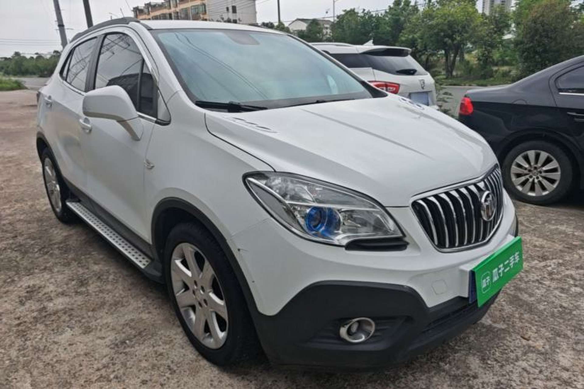 Used Buick Encore 2015 1.4T Automatic Two-Wheel Drive Urban Elite Version Front Right 45 Deg
