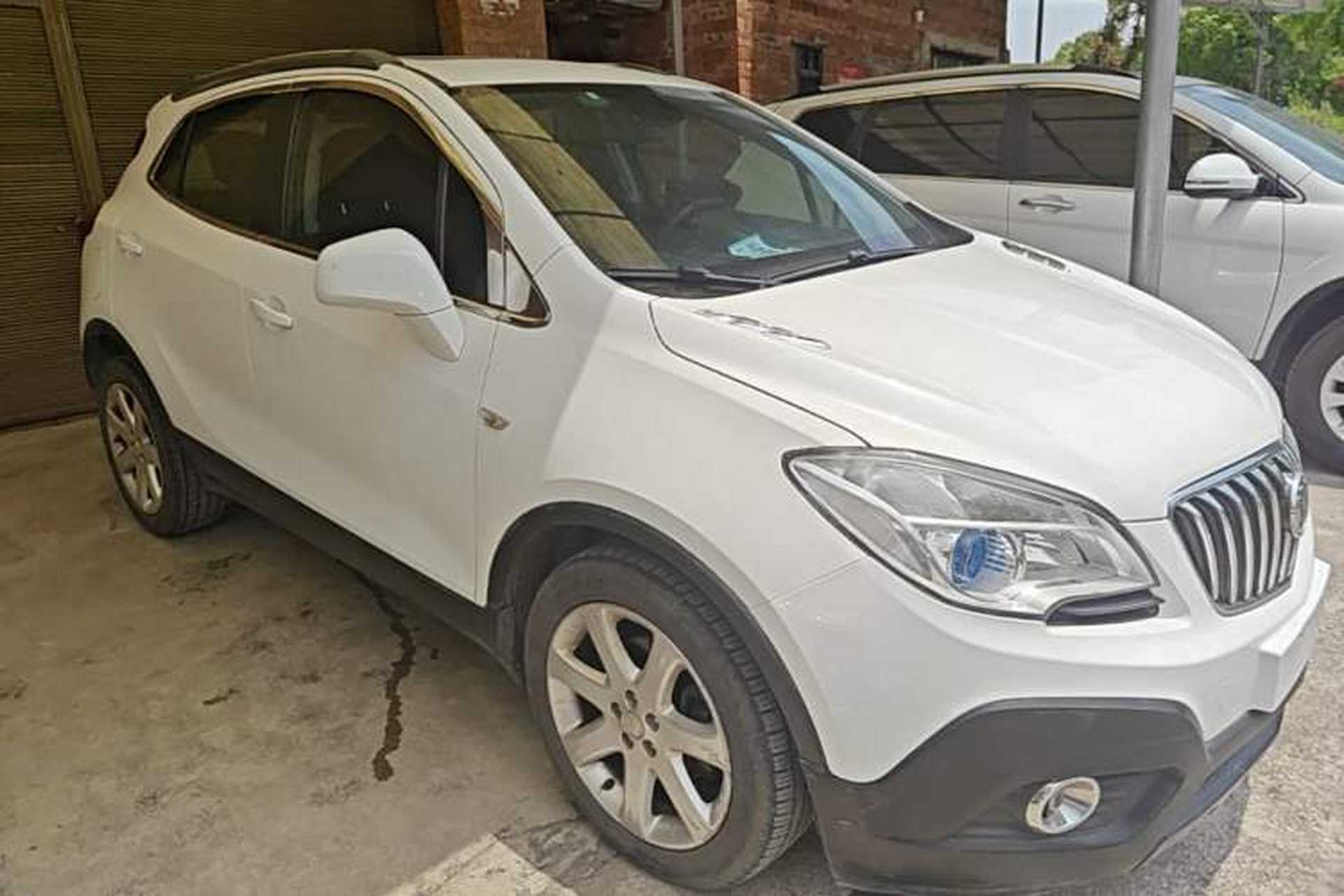 Used Buick Encore 2015 1.4T Automatic Two-Wheel Drive Urban Elite Version Front Right 45 Deg