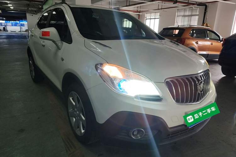 Used Buick Encore 2015 1.4T Automatic Two-Wheel Drive Urban Elite Version Front Right 45 Deg