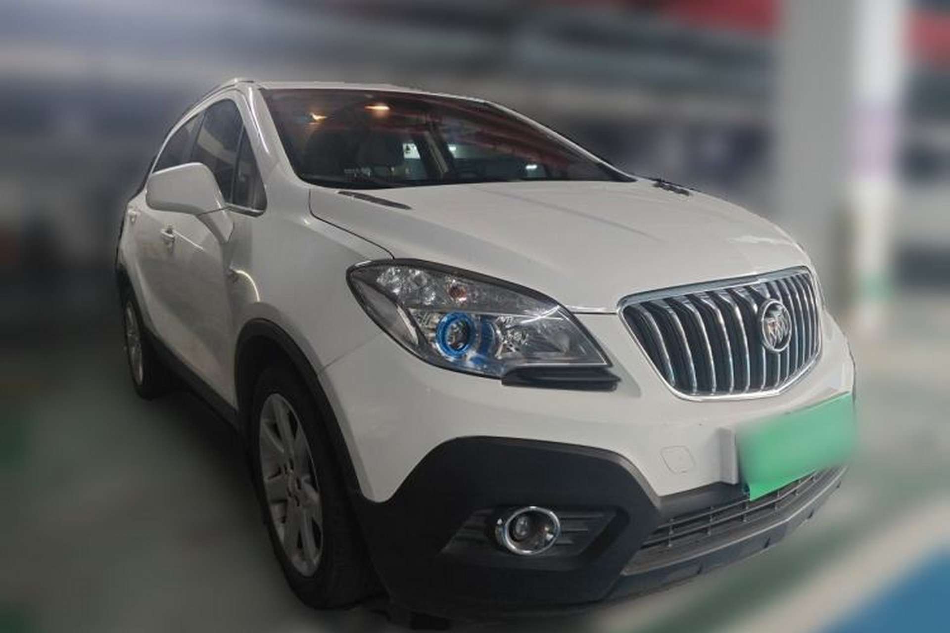 Used Buick Encore 2015 1.4T Automatic Two-Wheel Drive Urban Elite Version Front Right 45 Deg