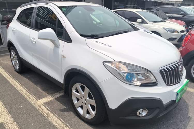 Used Buick Encore 2015 1.4T Automatic Two-Wheel Drive Urban Elite Version Front Right 45 Deg