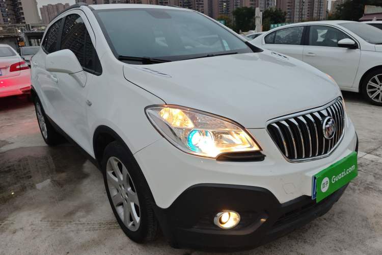 Used Buick Encore 2015 1.4T Automatic Two-Wheel Drive Urban Elite Version Front Right 45 Deg