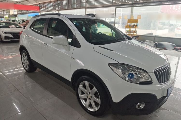 Used Buick Encore 2015 1.4T Manual Two-Wheel Drive Urban Advanced Model Front Right 45 Deg