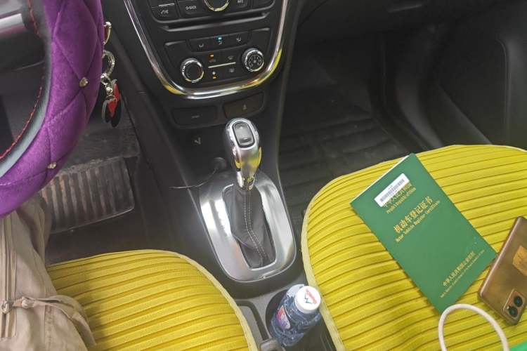 Used Buick Encore 2015 1.4T Automatic Two-Wheel Drive Urban Elite Version Gear Lever