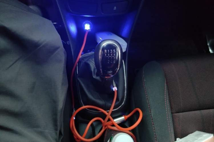Used Buick Encore 2015 1.4T Manual Two-Wheel Drive Urban Advanced Model Gear Lever