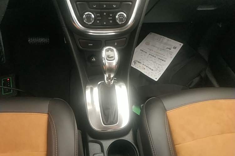 Used Buick Encore 2015 1.4T Automatic Two-Wheel Drive Urban Leading Model Gear Lever